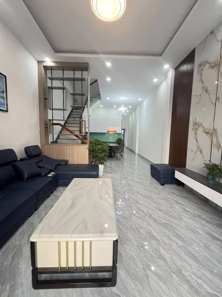 Chính chủ bán nhà giá 3.55 TỶ, 3PN, ngay MT Lê Hồng Phong, Phú Hòa, Thủ Dầu Một, Bình Dương, Sổ sẵn