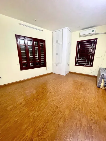 Bán nhà Hào Nam (Đống Đa) 30/40mT2, 6 tầng, mt 4.5m, giá 6.95 tỷ