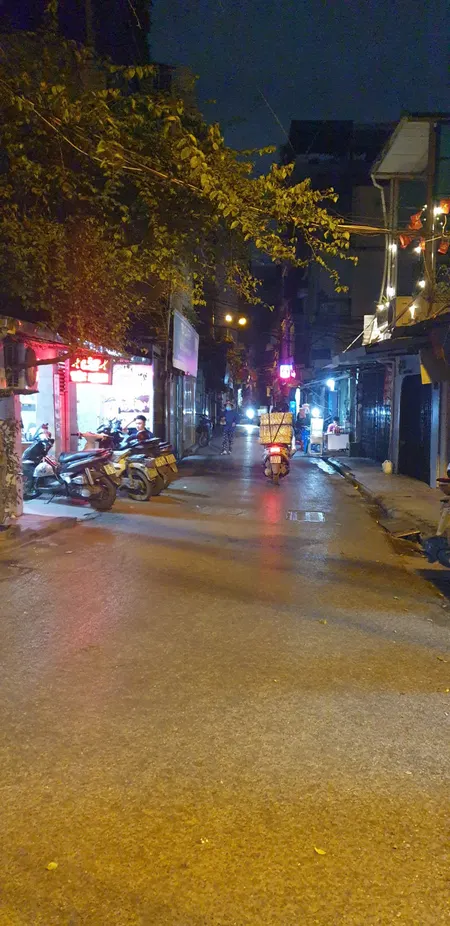 Bán nhà 30m² 8.9 tỷ tại Khương Thượng Phường Khương Thượng Quận Đống Đa (LH: zalo 0862299066)