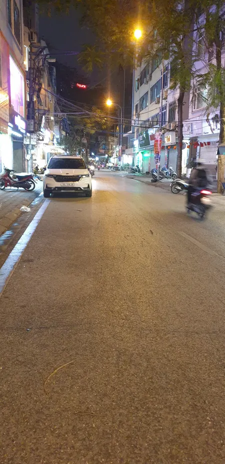Bán nhà Khương Thượng (Đống Đa) 30m, 2 tầng, mt 3.7m, giá 8.9 tỷ