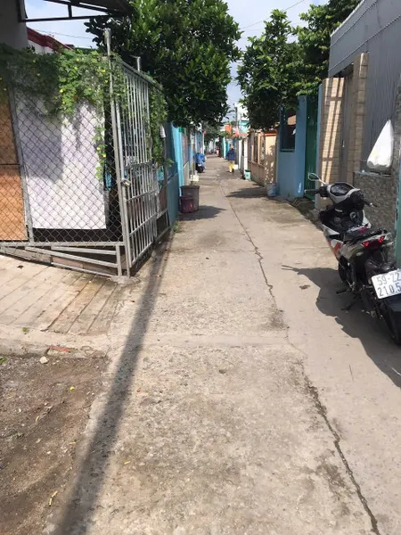 Đất thổ cư hẻm ba gác giá rẻ. Nguyễn Văn Tạo . Gần chợ
