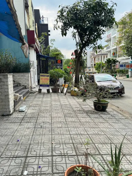 BDS HVL Bán Khách sạn mini 49-51 Cao Đức Lân, KĐT APAK, Quận 2