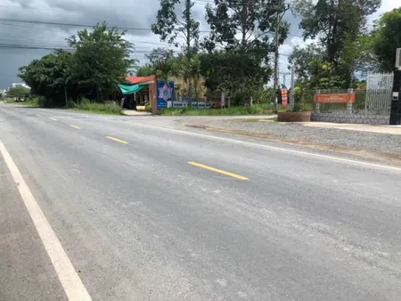 1công thổ cư mặt tiền tỉnh lộ 878,Tam Hiệp,Châu Thành,Tiền Giang.