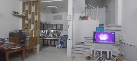 ♣ Nhà kiệt Thẳng gần Nguyễn Tất Thành gần Lê Độ, Ô tô đậu vài bước, 44m2, ngang6m, 2 tầng, 3PN. 2.5 tỷ