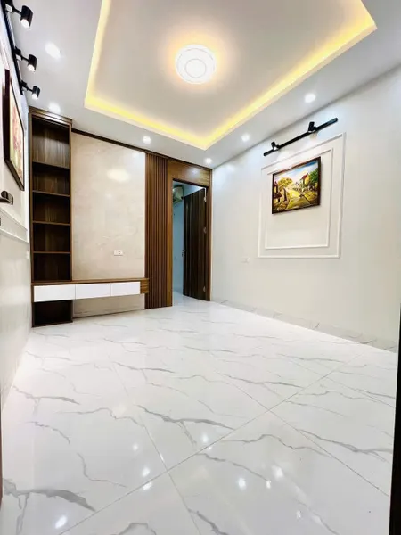 💥💥Ô tô đỗ cửa, Tầng 1 TT Giải Phóng 80m 3PN, Siêu xịn, hơn 4 tỷ