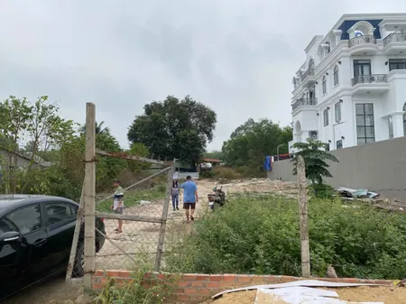 Đất 1.412m2 thổ 300m2 Mt đường Phú Hiệp giá tốt