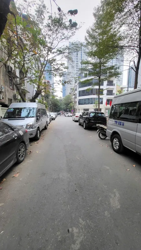 Bán nhà Nguyễn Trãi Thanh Xuân  - 65m 6 tầng thang máy phân lô ô tô tránh - 15.x tỷ lh 0817606560