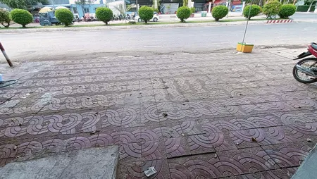 Chủ gửi:nhà 5,5 triệu mặt tiền Nguyễn Văn Cừ