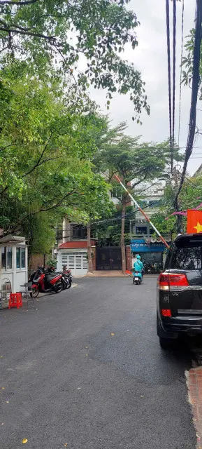 BÁN NHÀ 4 TẦNG – HẺM 10M, NGUYỄN GIA TRÍ, P.25, BÌNH THẠNH – GIÁ 15.5 TỶ!