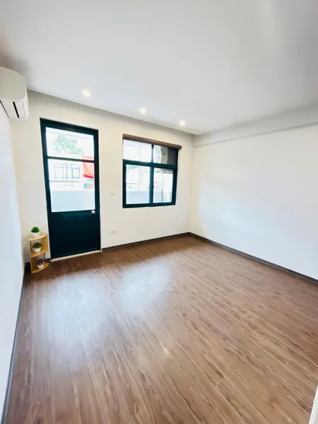 Bán nhà Cầu Bươu (Thanh Trì) 63m, 3.5 tầng, mt 5,3m, giá 10 tỷ