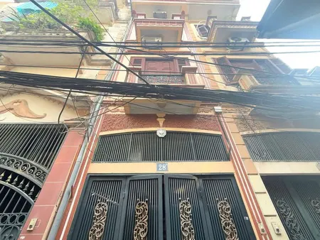 BÁN NHÀ RIÊNG PHỐ CHÍNH KINH - THANH XUÂN 40 M2, 5 TẦNG,MẶT TIỀN  4M, 6 TỶ.