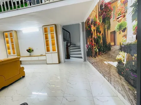 NHÀ ĐẸP Ở LUÔN PHỐ HOÀNG NGÂN - THANH XUÂN 38 M2,5 TẦNG,  MẶT TIỀN 4M,6 TỶ.