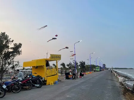 B.á.n 1000m2 đất mặt tiền đê biển Rạch Bùn – gần cây phượng, Gò Công Đông, Tiền Giang.