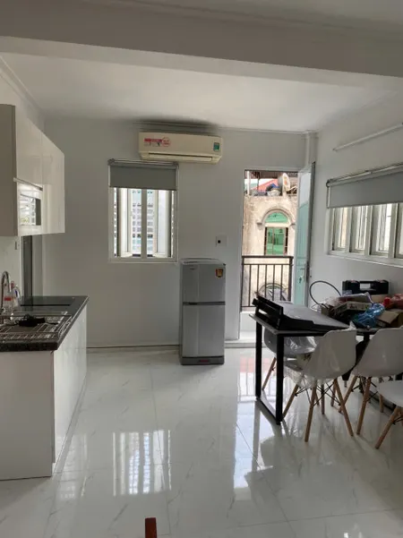 CHO THUÊ 1 CĂN HỘ tại phố Yên Bái 2, Hai Bà Trưng (đầu tháng 4 chuyển vào)