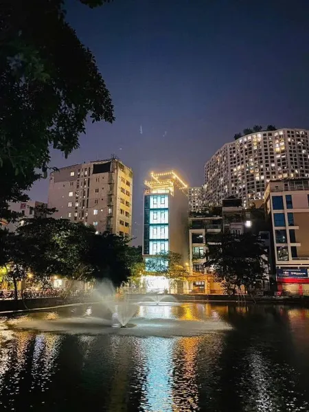 BÁN TÒA VĂN PHÒNG MẶT PHỐ THANH XUÂN, VIEW HỒ 8 TẦNG 100M2 MT5.7, DÒNG TIỀN 70TR/TH, 35.XTỶ