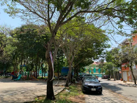 Bán căn hộ Quận 2 Với Giá Chỉ 1,850 tỷ bao toàn bộ thuế phí sổ, nhà sẵn ở ngay