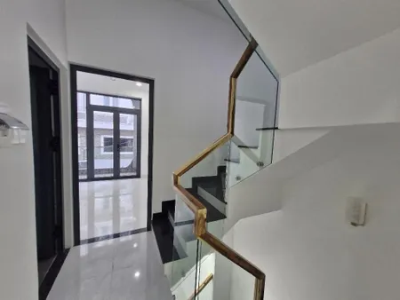 HÀNG HIẾM, NHÀ ĐẸP SIÊU NÉT 51M2  3 TẦNG ĐƯỜNG LÒ LU, 4.8 Tỷ