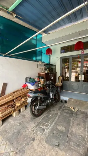 SIÊU Mỹ phẩm NHÀ ĐẸP NGAY CHỢ THỦ ĐỨC – FULL NỘI THẤT – XÁCH VALI Ở NGAY!