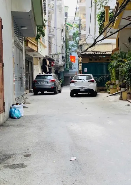 CẦN VỐN ĐẦU TƯ CHỦ CẦN BÁN CĂN NHÀ LÔ GÓC PHÂN LÔ 5 TẦNG KHU VỰC P. HOÀNG ĐẠO THÀNH TX – 35 M2- MT 4M –CHỈ 5.9 TỶ!