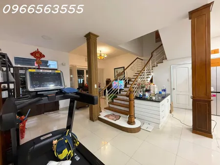Cho thuê biệt thư Phú Mỹ Hưng - Quận 7- Giá tốt nhất - Đường lớn - 40tr/th