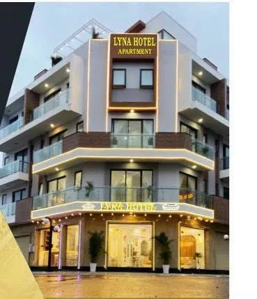 Bán Căn Góc HacomMall Đang Kinh Doanh KS. Vị Trí Đắc Địa 3 Mặt Tiền View Đẹp.
