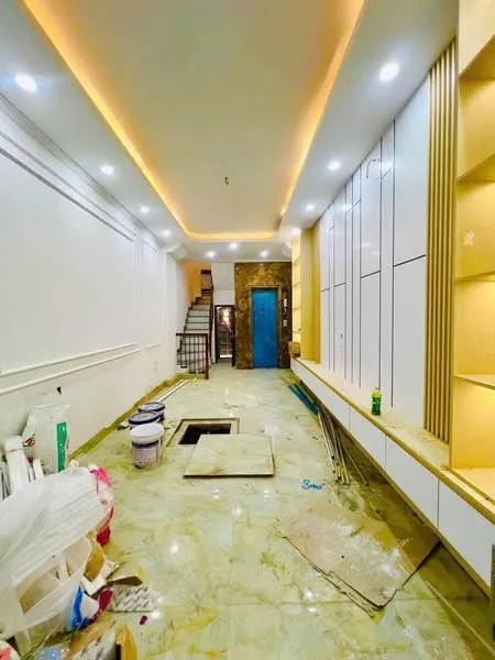 Bán nhà đẹp mặt ngõ phố Đê La Thành 35m2 6tầng thang máy 8 tỷ Ba Đình