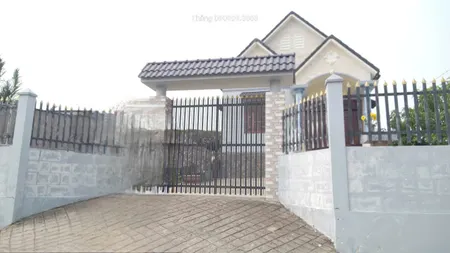 Bán nhà trên đất CLN làm nhà vườn nghỉ dưỡng tại Nhà Bè TPHCM 20x50m