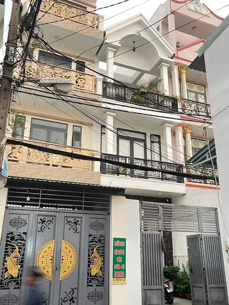 Chỉ hơn 6 tỷ - nhà mới 3 tầng - 64m2 - 4x16 - Mặt tiền đường Nguyễn Sơn nối dài - giáp Tân Phú
