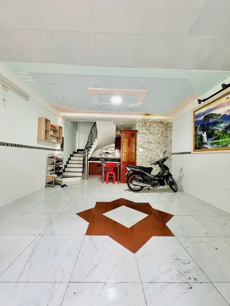 ‼️Bán Nhà Ngon 5Tầng,Mới Đẹp Ở Luôn,Ôto Sát Nhà Lãnh Binh Thăng
Ngang Hiếm 4.7m 5Tỷ Hơn.
