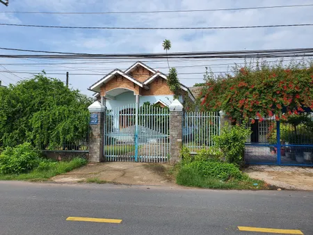 Bán đất mặt tiền đường Đỗ Đăng Tuyển, xã Nhuận Đức Củ Chi, 1175m2, 15x77m2, có sẵn biệt thự, bể bơi