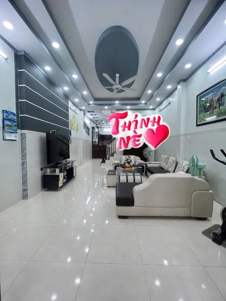 NHÀ MỚI 1 TRỆT 1 LẦU NGAY CÔNG VIÊN ĐÀI TRUYỀN HÌNH VĨNH LONG (TẶNG NỘI THẤT CAO CẤP)