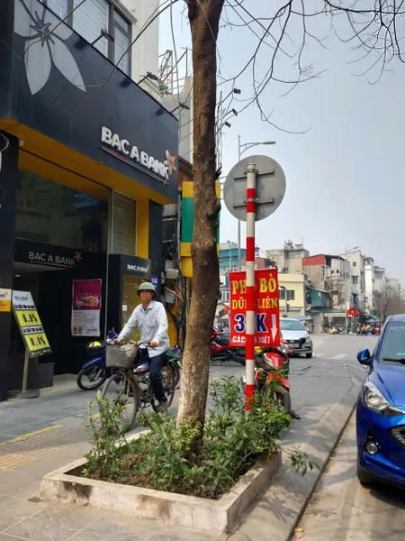 BÁN GẤP nhà mặt phố Đại La  HBT 33m 5 Tầng  Vỉa hè đá bóng  Kinh Doanh sầm uất. Chỉ 14.91 tỷ