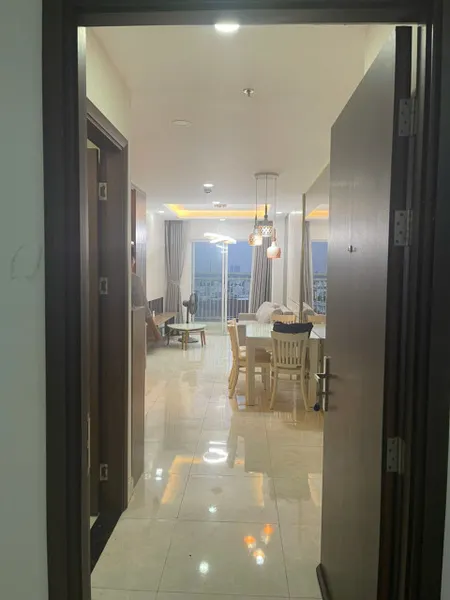 Chính chủ chuyển về quê cần bán gấp căn Blue Sky Tower Quận 2 ngay Homyland 70m2 giá 2,1 tỷ.