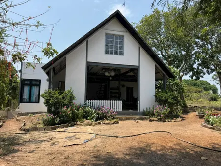 CHÍNH CHỦ CẦN BÁN GẤP LÔ ĐẤT CÓ VỊ TRÍ ĐẸP TẠI THỊ TRẤN ĐẤT ĐỎ - H. ĐẤT ĐỎ - BÀ RỊA - VŨNG TÀU.