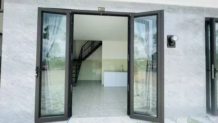 CHO THUÊ PHÒNG TRỌ CAO CẤP - HƯNG THẠNH, CẦN THƠ - 2.7 TRIỆU/THÁNG
PHÒNG TRỌ ĐẸP - 16M2  - VỊ TRÍ TUYỆT VỜI - LIÊN HỆ NGAY 0907623962