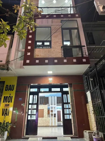 Bán Căn Nhà 3 tầng 3 mê đúc 105 đường Hồ Tùng Mậu, Hòa Minh, Liên Chiểu,  Đà Nẵng.
