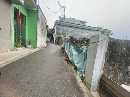 Bán đất Ngô Xuân Quảng,trung tâm Trâu Quỳ,57m2 vuông vắn oto đỗ,thoáng trước sau.