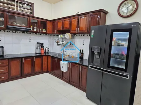 🌿 CHO THUÊ NHÀ 3.5 TẦNG – SÂN VƯỜN RỘNG – FULL NỘI THẤT CAO CẤP  🏡✨