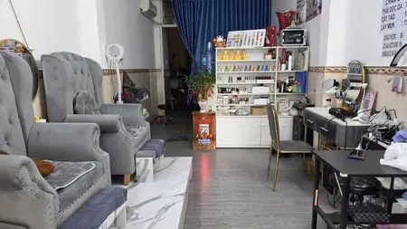 CHÍNH CHỦ CẦN SANG TIỆM NAIL - MI - GỘI - CHĂM SÓC DA KHU VỰC QUẬN 6