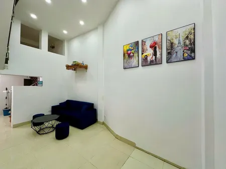 Cho thuê nhà Phố Trung Phụng, Đống Đa 3 tầng x 35m2, 3 ngủ, 11 triệu vào ngay
