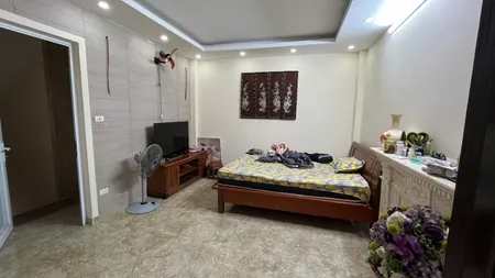 Bán nhà phố Hào Nam, Đống Đa, nhà đẹp 7 tầng thang máy, lô góc, ngõ thông, gần phố