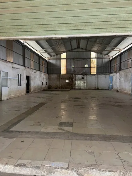 cho thuê kho xưởng 500m² tại Cự Khối , Long Biên , Hà Nội. Xưởng cao 6.5m, nền đá hoa xe 8 tấn giá 50k