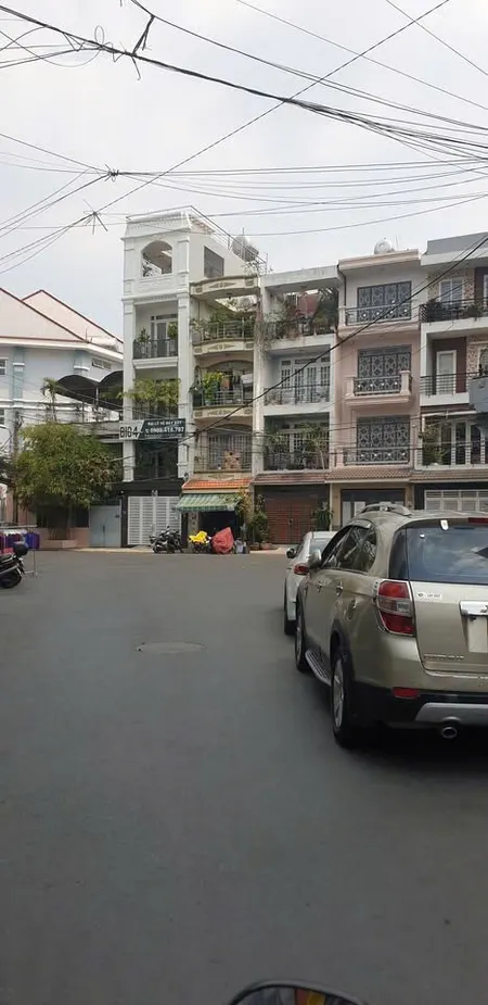 Bán nhà Mặt tiền cư Xá Nguyễn Đình Chiểu -  Nguyễn Kiệm, 6x12m, 3 Tầng cũ, 12.9 tỷ.