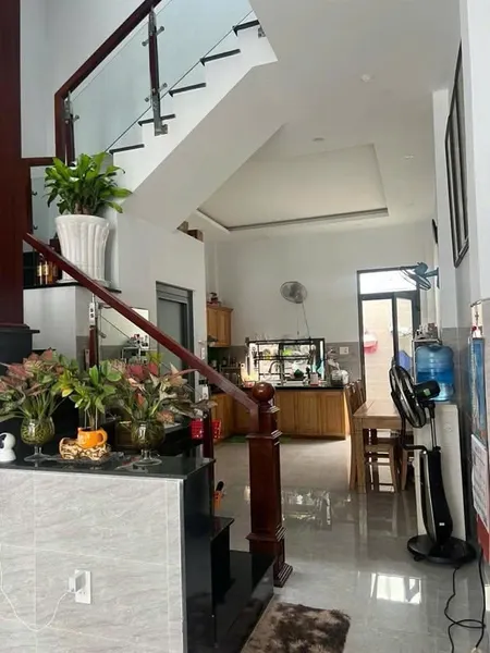 --Bán đất HXH đường Âu Cơ, phường 9, quận Tân Bình; 4*10; chỉ 6,3 tỷ