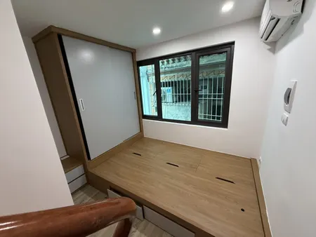 Bán nhà Thịnh Quang (Đống Đa)10/12mT1/15mT2, 5 tầng, mt 3.2m, giá 3.6 tỷ