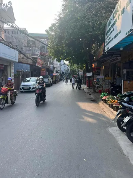 Lô đất đẹp tại MẶT ĐƯỜNG chợ hàng - kinh doanh buôn bán đẹp