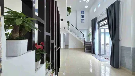 👉 Bán NHÀ 2 tầng đuc siêu rẻ kien cô hiện đại đường ô tô 5m thông . 👉Địa chỉ : gần ủy ban nhân dân phường Hòa phát.gan chợ chiều vị trí siêu đẹp mặc tiên kinh doanh 👉✔️DT đất 60. DTSD 120 m 👉✔️Công năng: (3pn ), 2 phong wc, bếp, phòng thờ, sân phơi, ban c