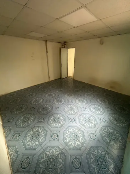 Cho thuê : cho thuê nhà  tầng 1,tầng 3  ,ngõ 243 minh khai   Dt  60m2 ,  thông sàn ,giá thuê 9 triệu tháng
