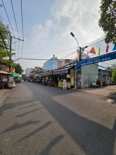 Bán nhà đường Tân Mỹ, ngay ĐH MAKETTING, ngang 9m dài 19m, 20 tỷ shr