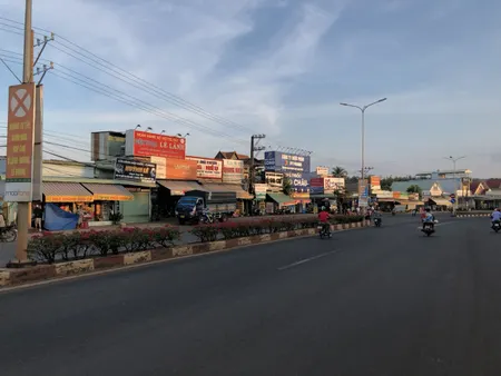 Bán 2 lô 10x50=500m2 giá 480 triệu sổ riêng thổ cư sát chợ 0938889035